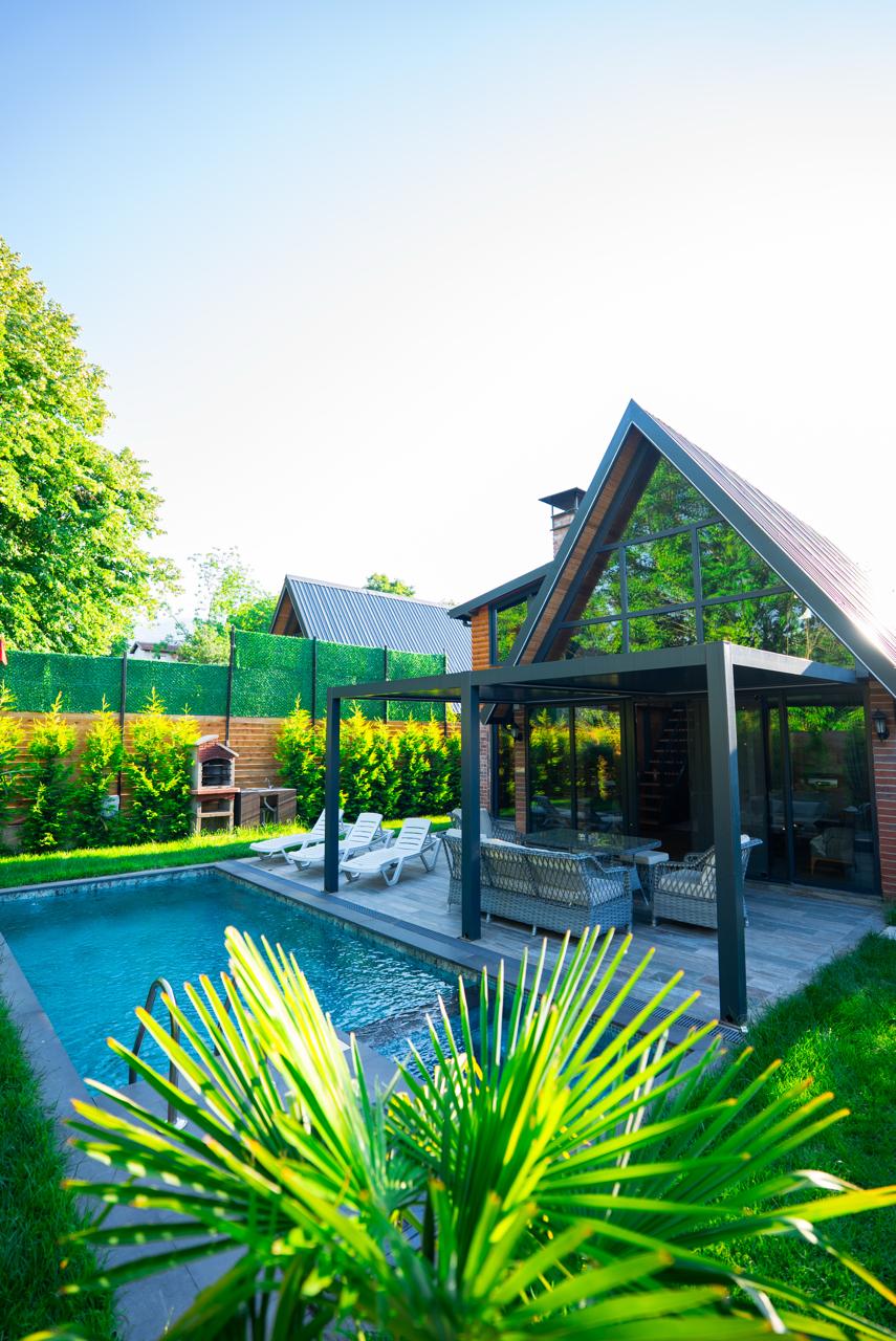 B338 Isıtmalı Havuzlu Bungalov